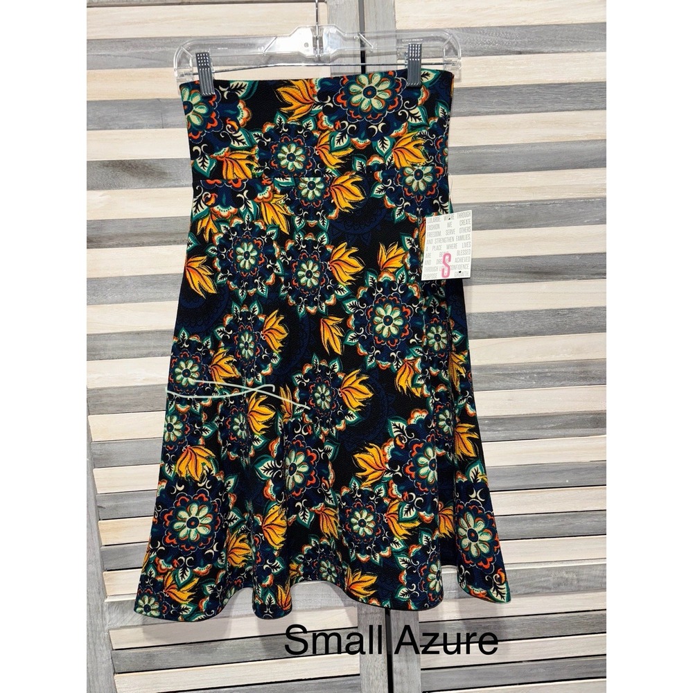NWT - LulaRoe Azure Style Skirt -‎ Small - Beautiful Floral Pattern